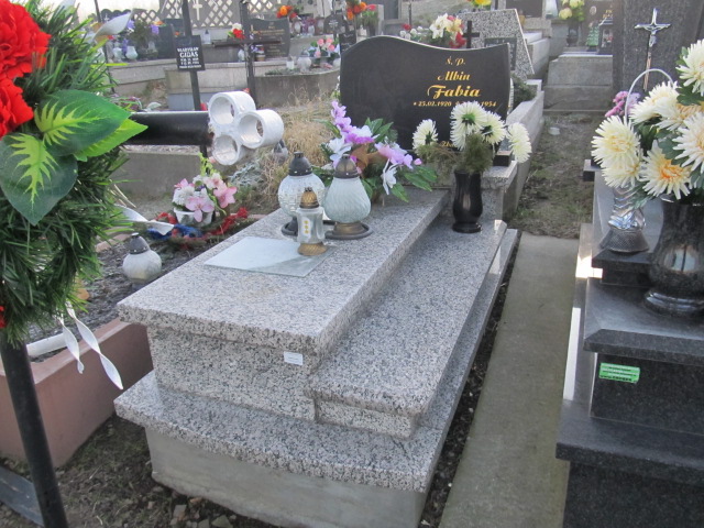 Grób Albin Fabia